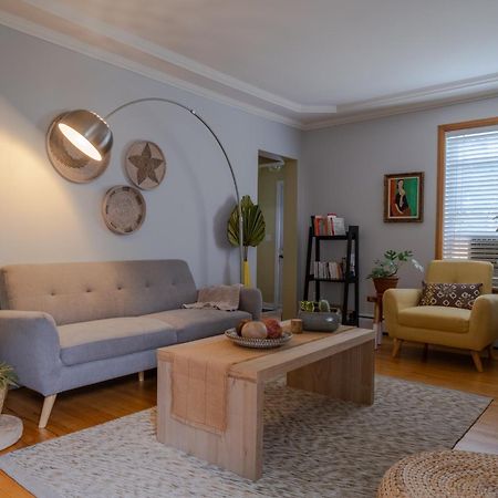 Au Coq Du Bonheur Bed & Breakfast Magog Eksteriør bilde