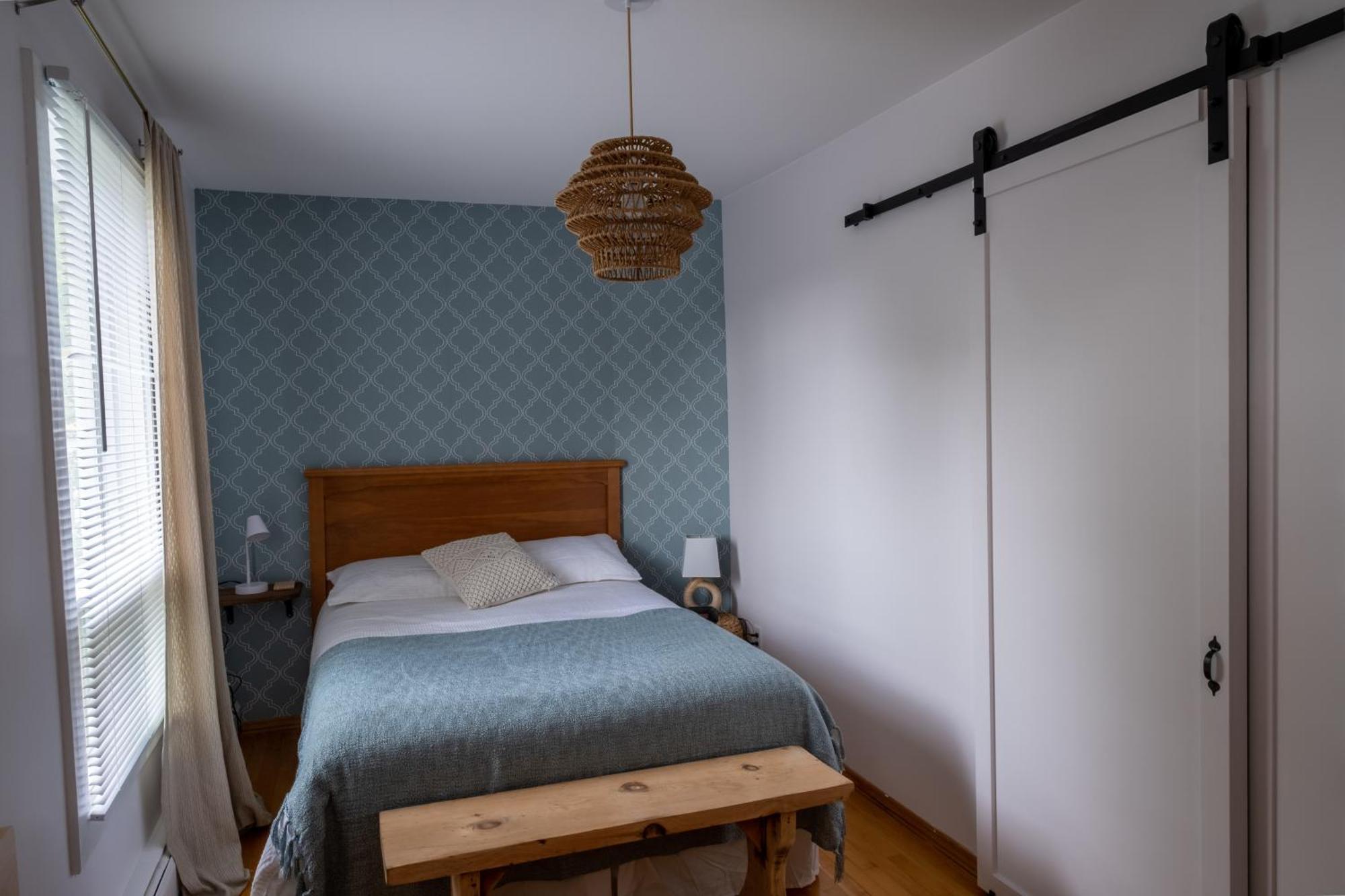 Au Coq Du Bonheur Bed & Breakfast Magog Eksteriør bilde