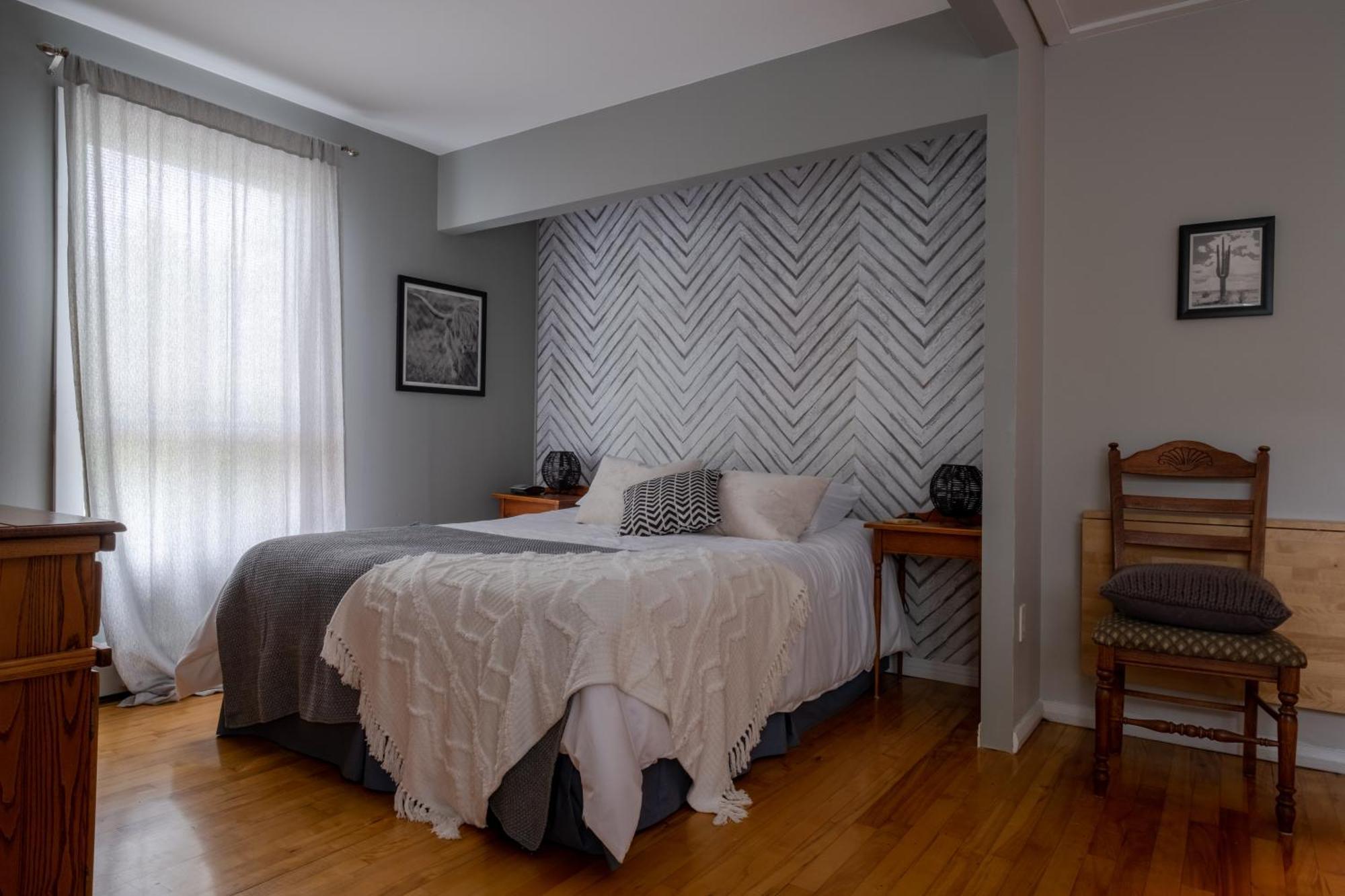 Au Coq Du Bonheur Bed & Breakfast Magog Eksteriør bilde